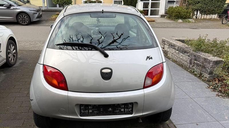 Gebraucht Ford Ka Viva 69 PS (50 kW) 2004 Silber Kleinwagen