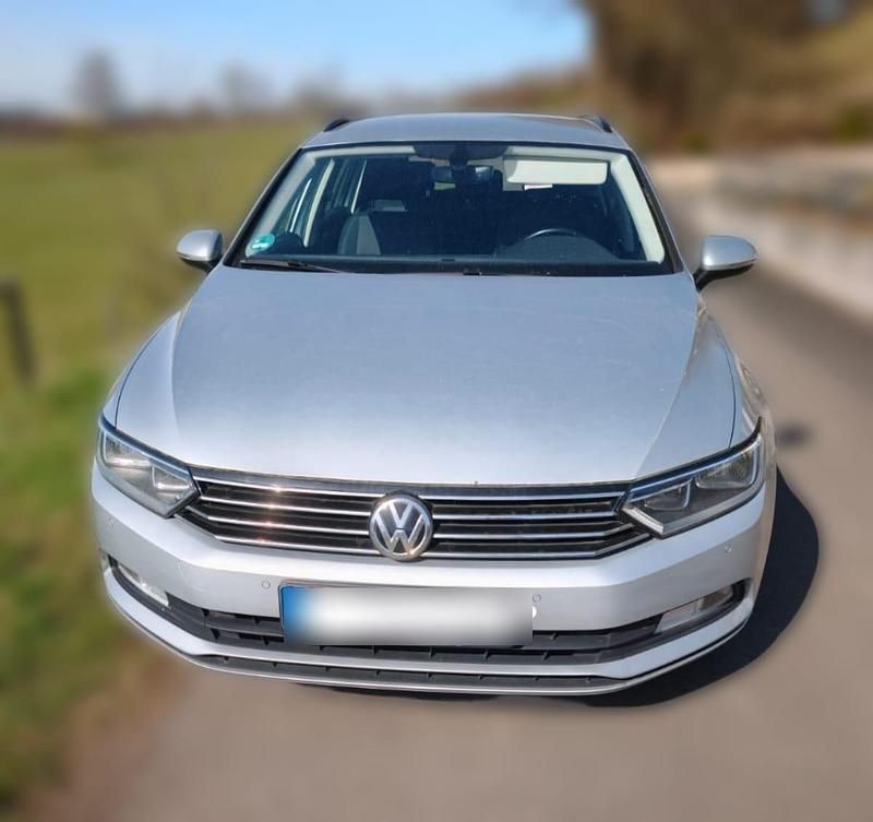 Second-hand VW Passat 150 CP (110 kW) 2019 Argintiu Break