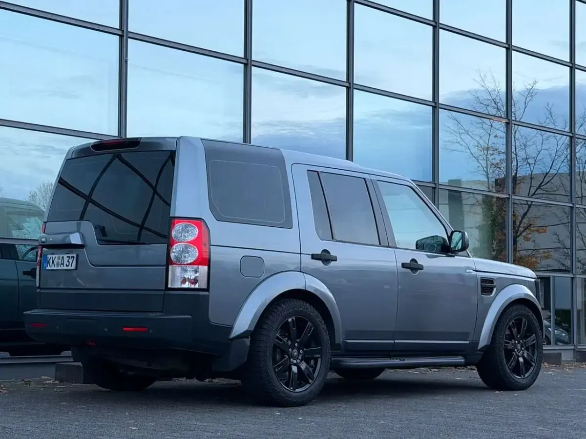 Gebraucht Land Rover Discovery 4 S 211 PS (155 kW) 2011 Grau SUV