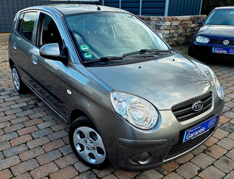 Usata Kia Picanto 65 CV (47 kW) 2009 Argento Utilitaria