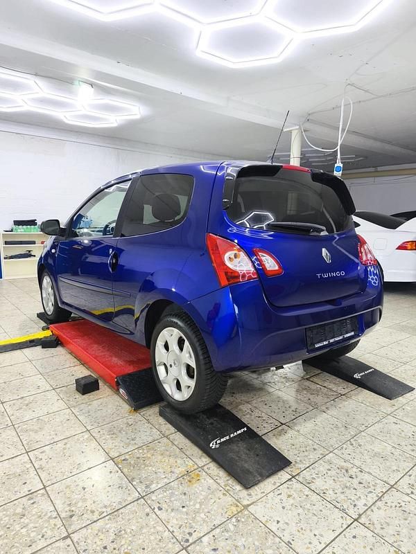 Blau Gebraucht 2014 Renault Twingo Initiale Paris Kleinwagen | 4.999 € - Bild 1/4