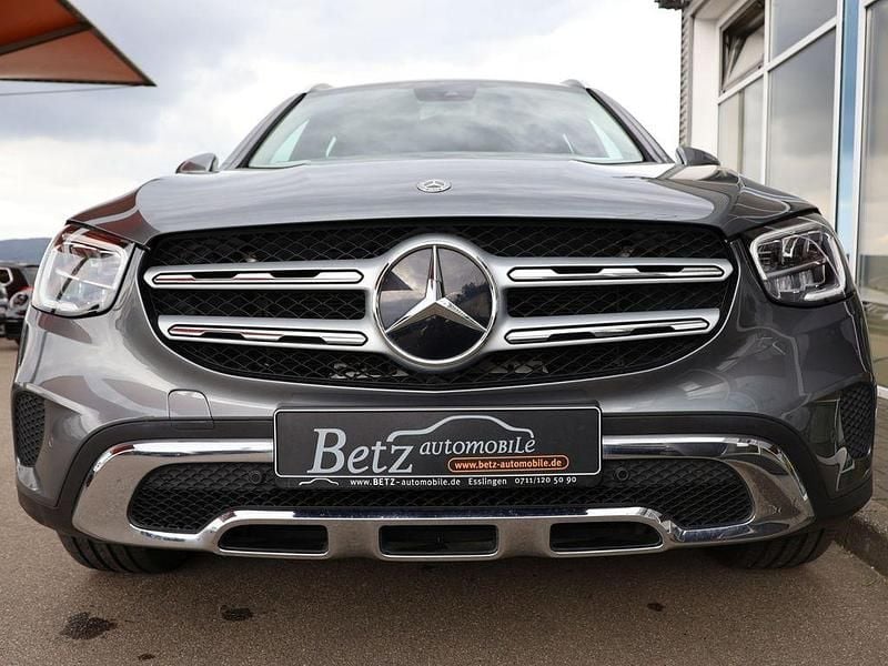 Gebraucht Mercedes GLC300 258 PS (189 kW) 2019 Grau SUV