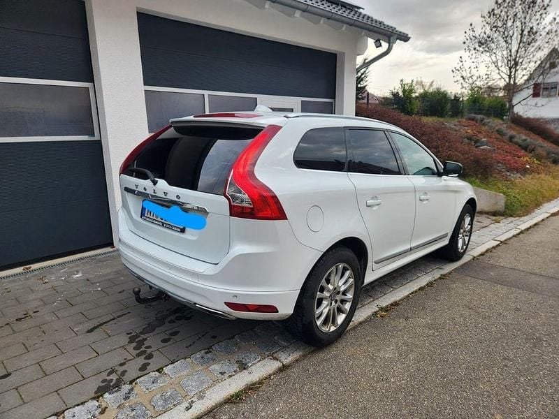 Gebraucht Volvo XC60 Summum 220 PS (161 kW) 2017 Weiß SUV