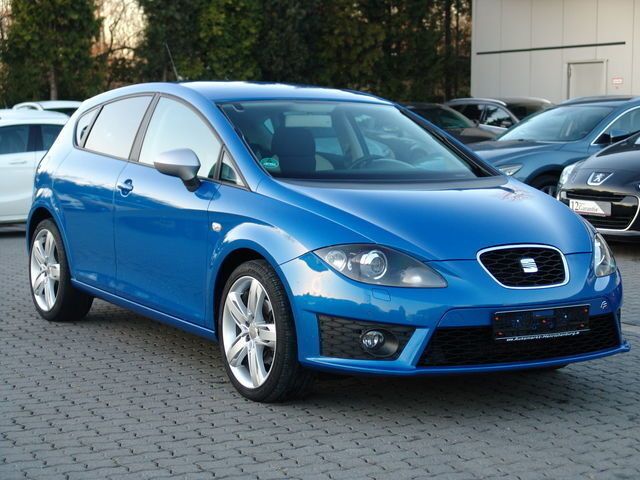 Gebraucht Seat Leon FR Sport 160 PS (117 kW) 2012 Blau metallic Limousine