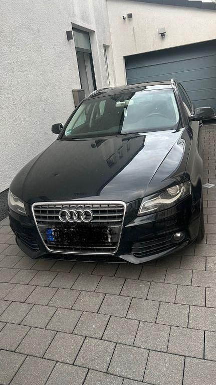 Schwarz Gebraucht 2011 Audi A4 Attraction Kombi | 5.400 € (Superpreis) - Bild 1/4