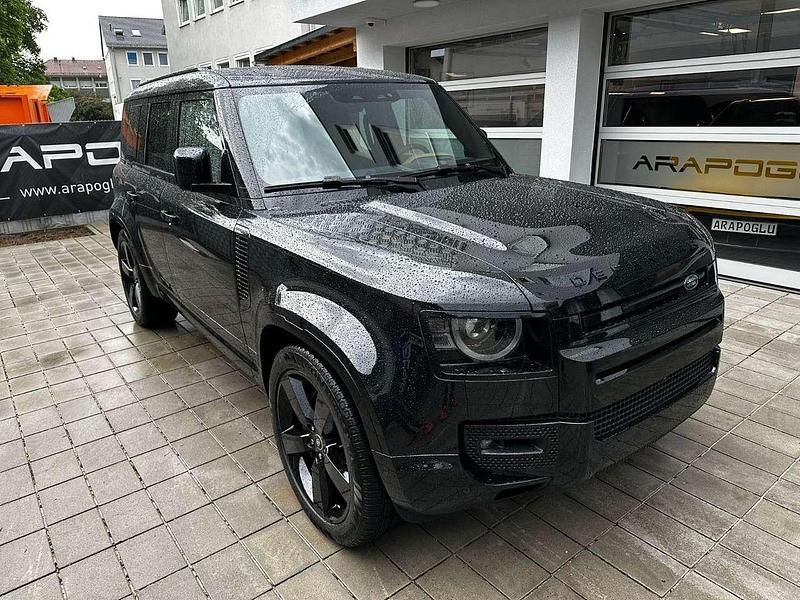 Santorini black Neu 2025 Land Rover Defender HSE Dynamic SUV | 115.900 € - Bild 1/4