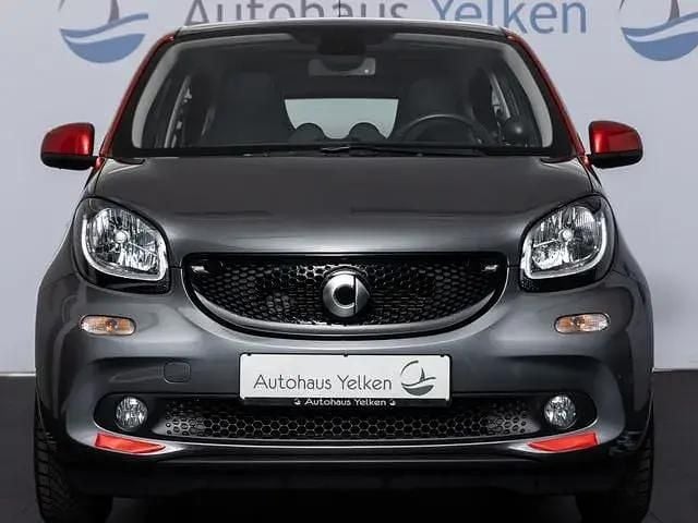 Usata Smart ForFour 90 CV (66 kW) 2016 Rosso Utilitaria