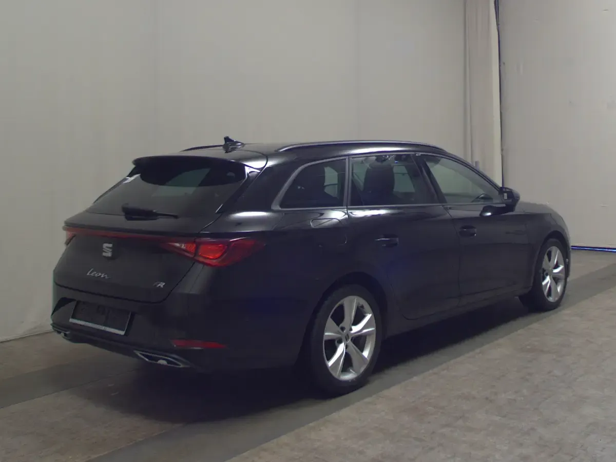 Gebraucht Seat Leon FR-Line 150 PS (110 kW) 2022 Schwarz Kombi