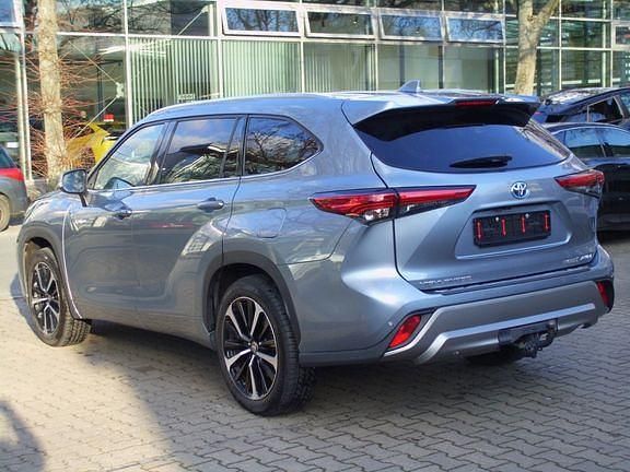 Gebraucht Toyota Highlander Basis 248 PS (182 kW) 2020 Moondustblau metallic SUV