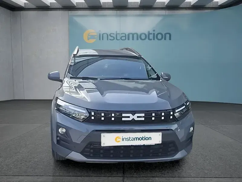 Neu Dacia Jogger Journey 150 PS (110 kW) 2026 Grau Van / Kleinbus