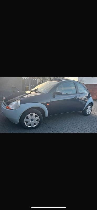 Grau Gebraucht 2005 Ford Ka Kleinwagen | 1.000 € (Fairer Preis) - Bild 1/4