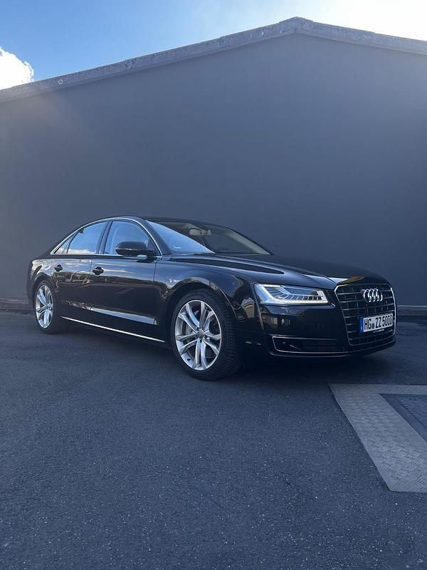 Gebraucht Audi A8 Ambiente 385 PS (283 kW) 2014 Braun Limousine