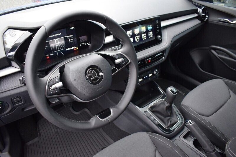 Gebraucht Skoda Fabia Selection 80 PS (58 kW) 2024 Blau Kleinwagen