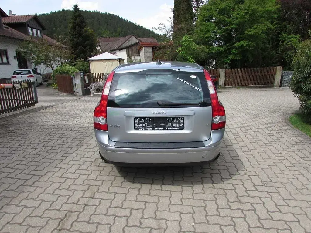 Gebraucht Volvo V50 101 PS (74 kW) 2006 Silber Kombi