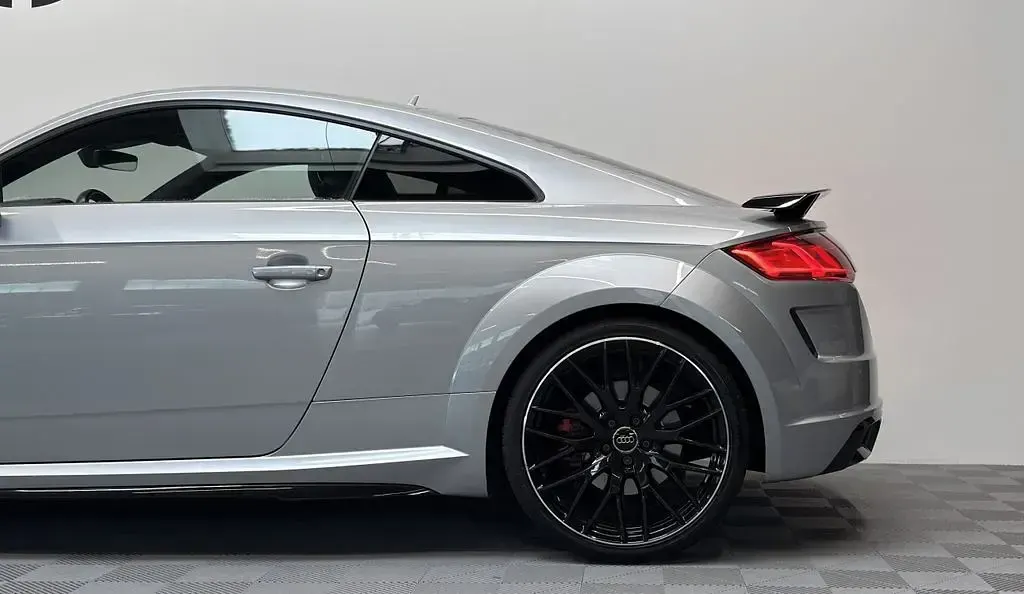 Gebraucht Audi TT Competition 245 PS (180 kW) 2019 Silber Coupé