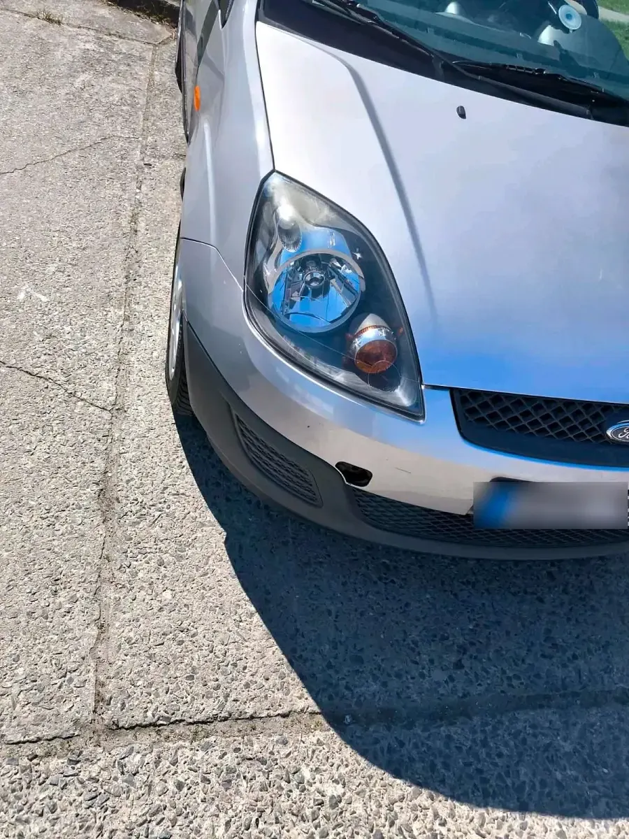 Gebraucht Ford Fiesta 69 PS (50 kW) 2006 Silber Kleinwagen