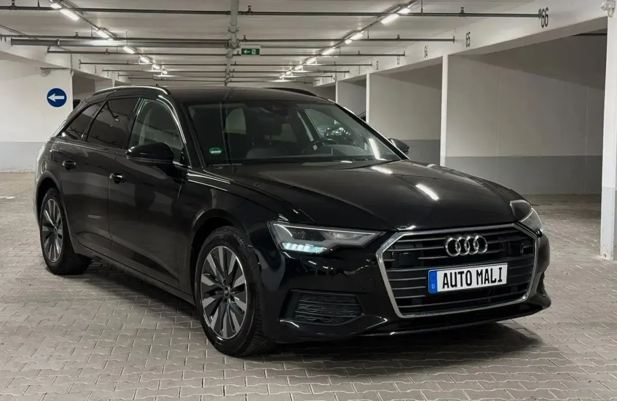 Gebraucht Audi A6 Basis 163 PS (119 kW) 2022 Schwarz Kombi