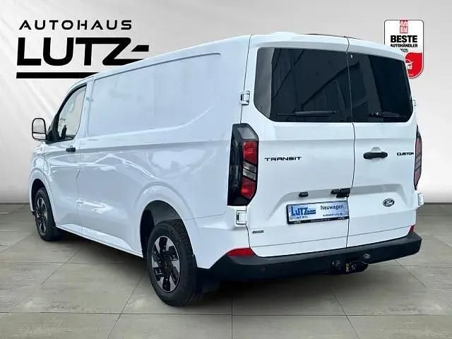 Neu Ford Transit Custom 87 PS (63 kW) 2026 Weiß Van