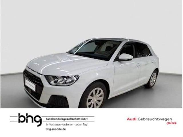 Gletscherweiß metallic Gebraucht 2025 Audi A1 Sportback Advanced Plus Kleinwagen | 22.430 € (Superpreis) - Bild 1/4