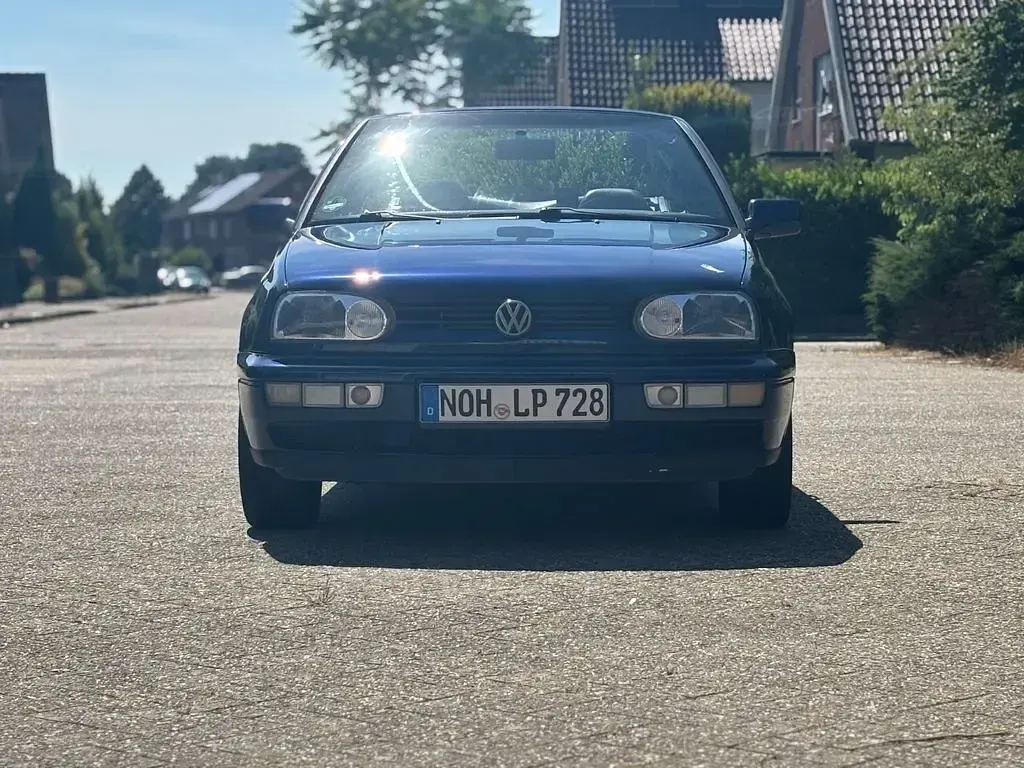 Gebraucht VW Golf Cabriolet Edition 75 PS (55 kW) 1995 Blau Cabrio