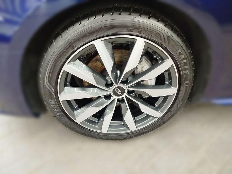 Gebraucht Audi A4 S-Line 204 PS (150 kW) 2022 Blau Limousine