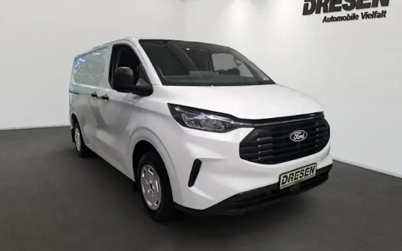Neu Ford Transit Custom Trend 136 PS (100 kW) 2025 Pn3gz) (weiss Van