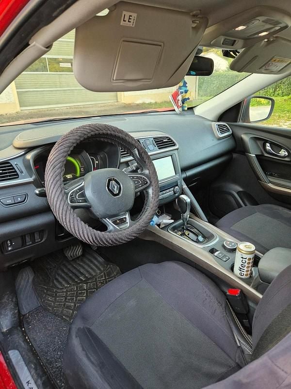 Gebraucht Renault Kadjar 110 PS (80 kW) 2016 Rot SUV
