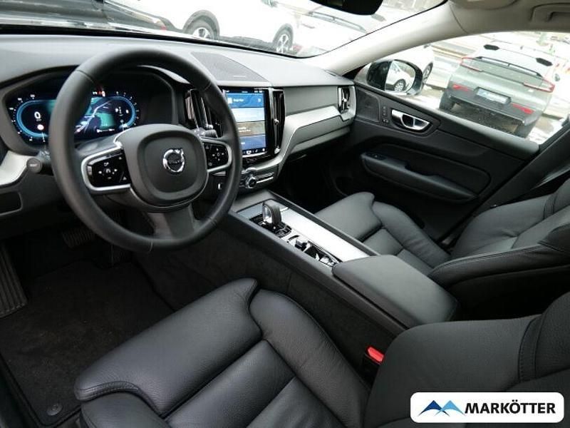 Gebraucht Volvo XC60 Plus 250 PS (183 kW) 2025 Schwarz SUV