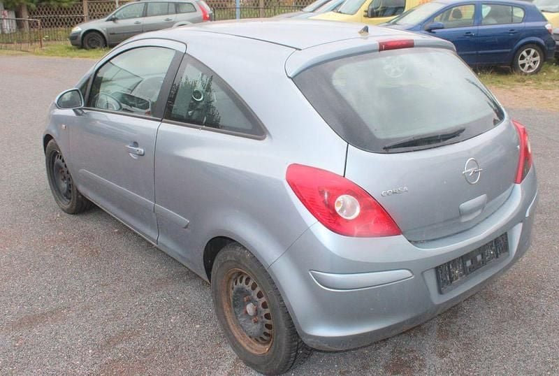 Gebraucht Opel Corsa Cosmo 90 PS (66 kW) 2006 Silber Limousine