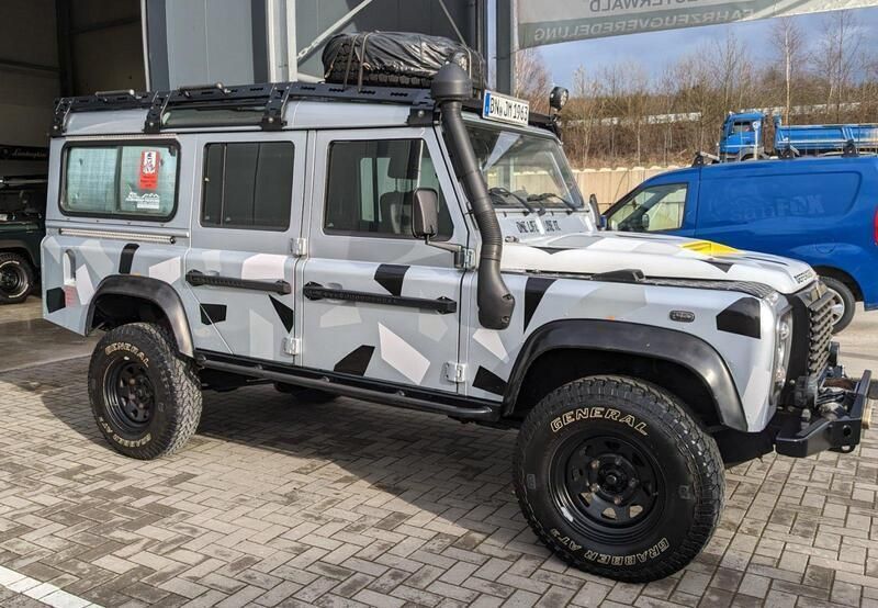 Silber Gebraucht 2007 Land Rover Defender SUV | 39.990 € - Bild 1/4