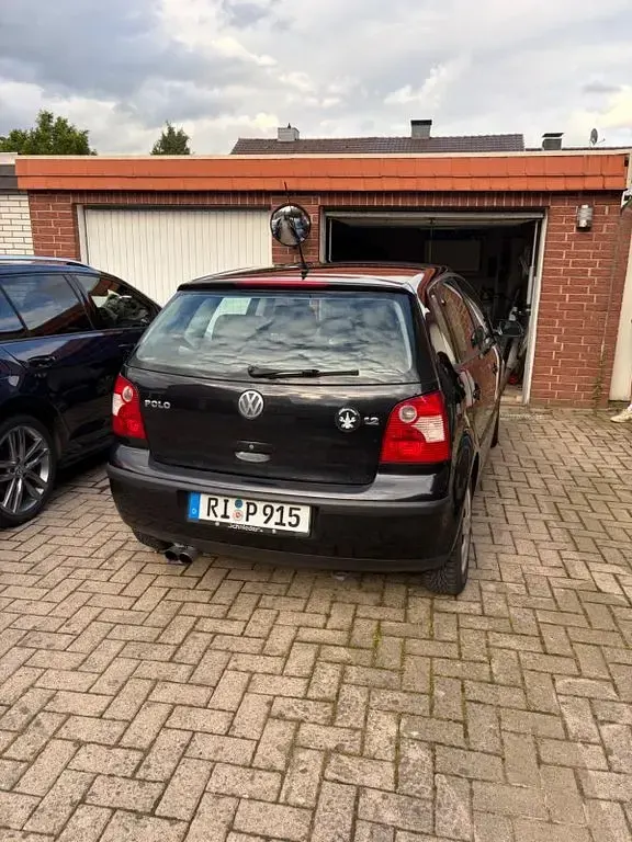 Gebraucht VW Polo Basis 64 PS (47 kW) 2002 Schwarz Limousine