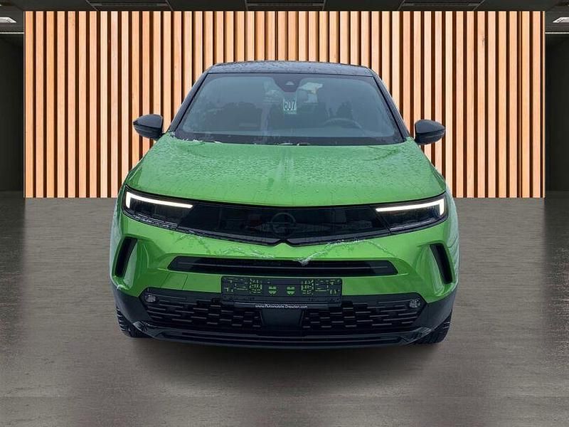 Gebraucht Opel Mokka Ultimate 131 PS (96 kW) 2024 Lackierung matcha green SUV