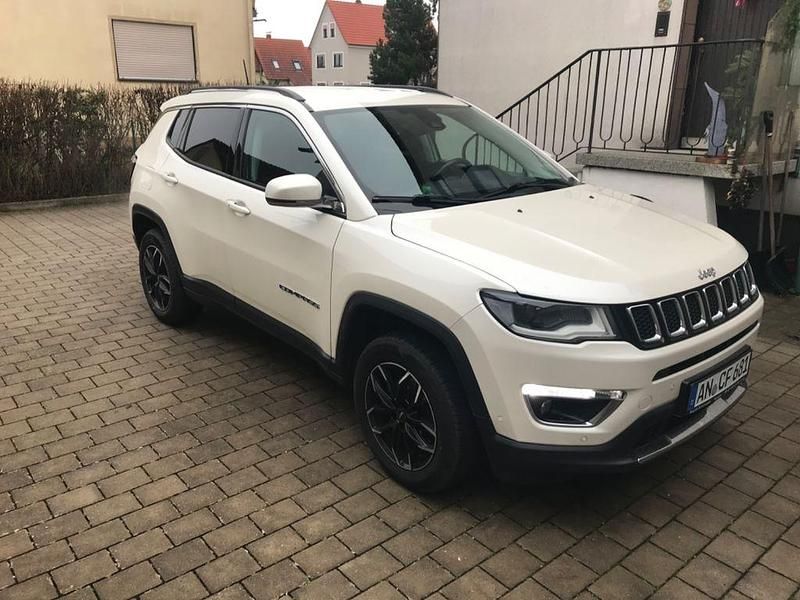 Gebraucht Jeep Compass Limited 170 PS (125 kW) 2018 Weiß SUV