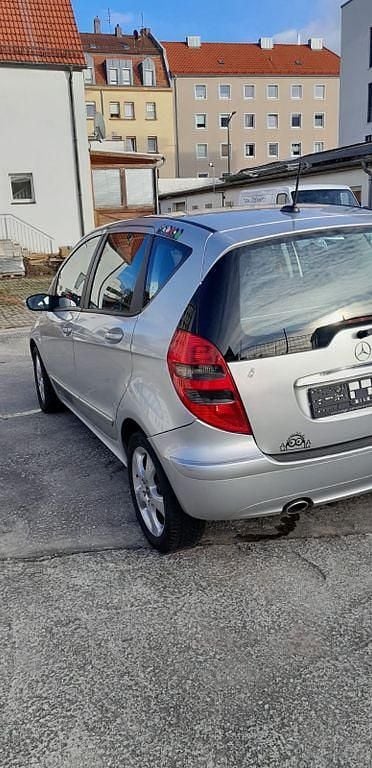 Gebraucht Mercedes A180 Avantgarde 109 PS (80 kW) 2008 Weiß Van / Kleinbus