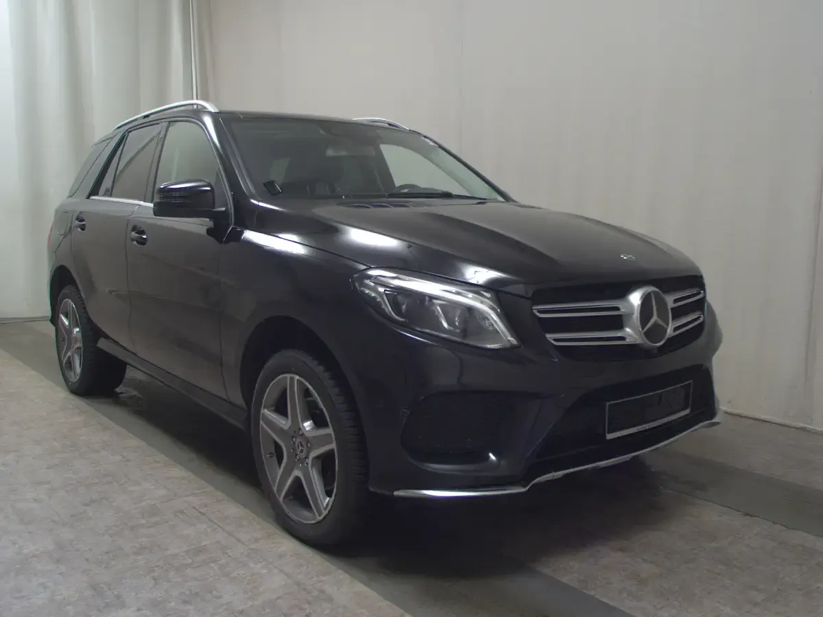 Gebraucht Mercedes GLE350 AMG line 258 PS (189 kW) 2019 Obsidianschwarz metalliclack SUV