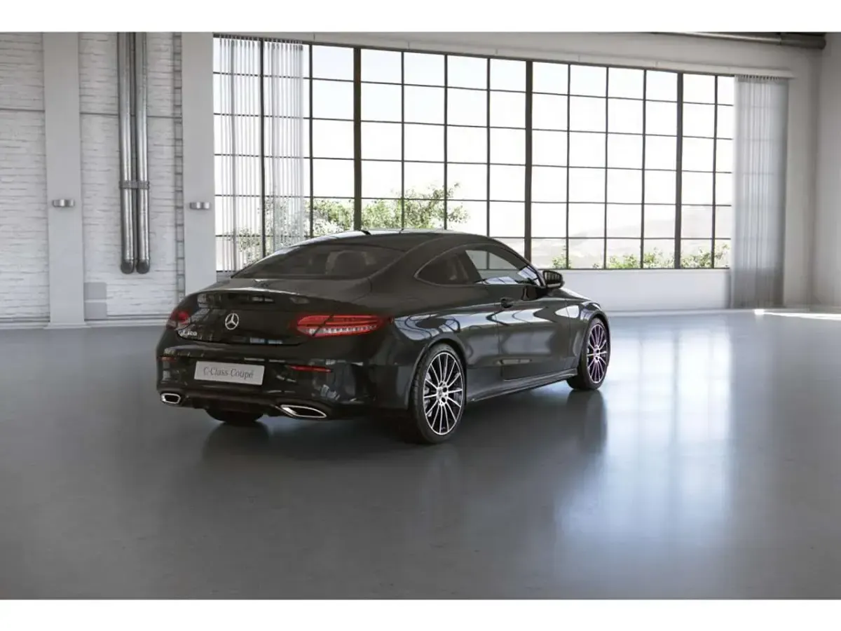 Gebraucht Mercedes C300 AMG 258 PS (189 kW) 2024 Obsidianschwarz Coupé