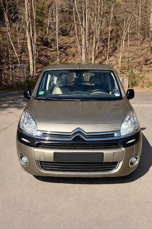 Gebraucht Citroën Berlingo Tendance 98 PS (72 kW) 2012 Van / Kleinbus