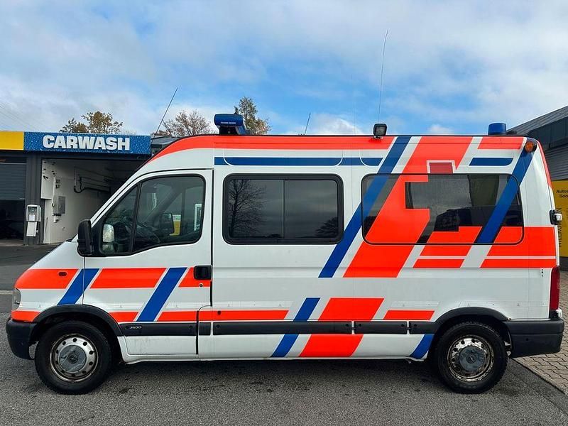 Gebraucht Opel Movano 114 PS (83 kW) 2002 Weiß Van