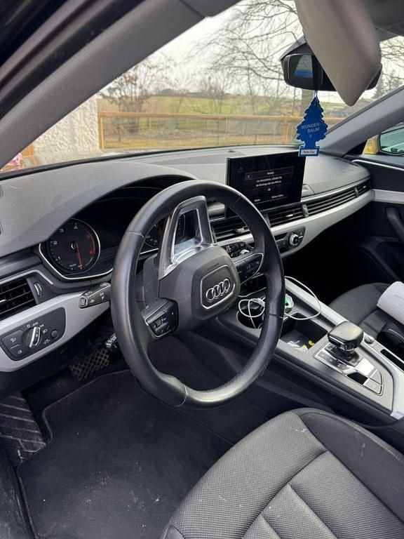 Gebraucht Audi A4 S-Line 163 PS (119 kW) 2020 Schwarz Kombi