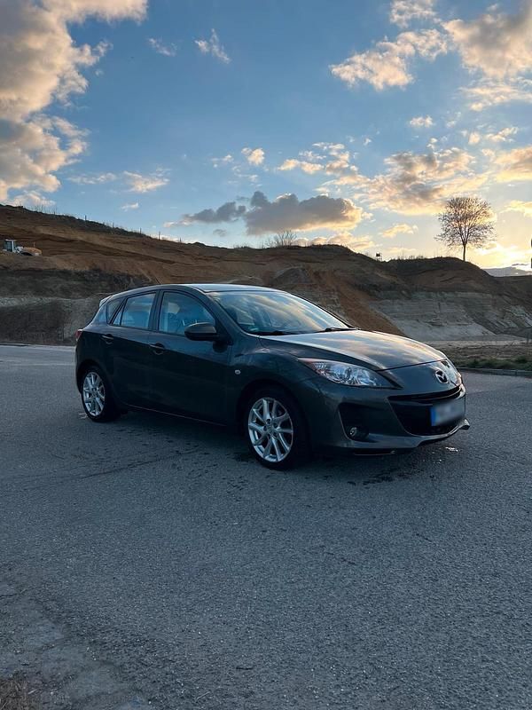 Gebraucht Mazda 3 120 PS (88 kW) 2012 Grau Kombi
