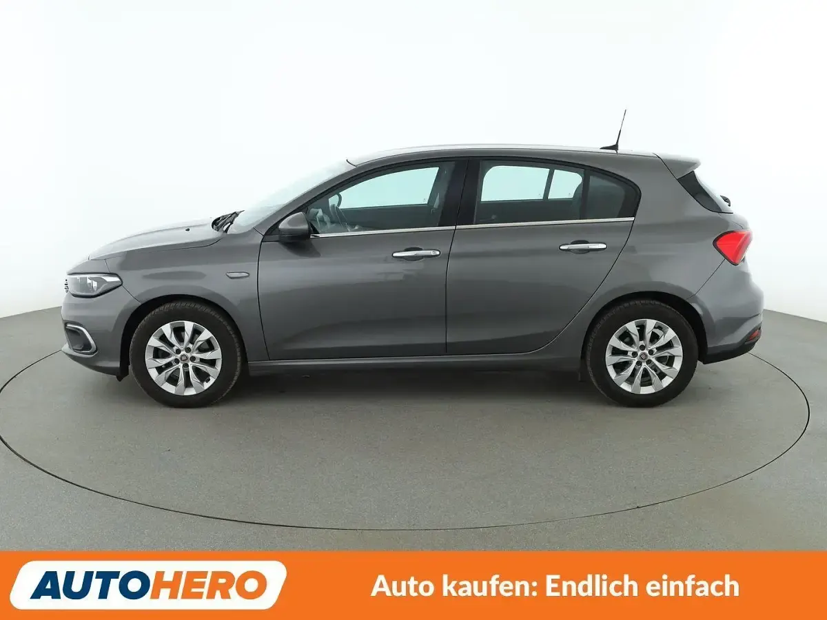 Gebraucht Fiat Tipo Lounge 120 PS (88 kW) 2017 Grau Limousine