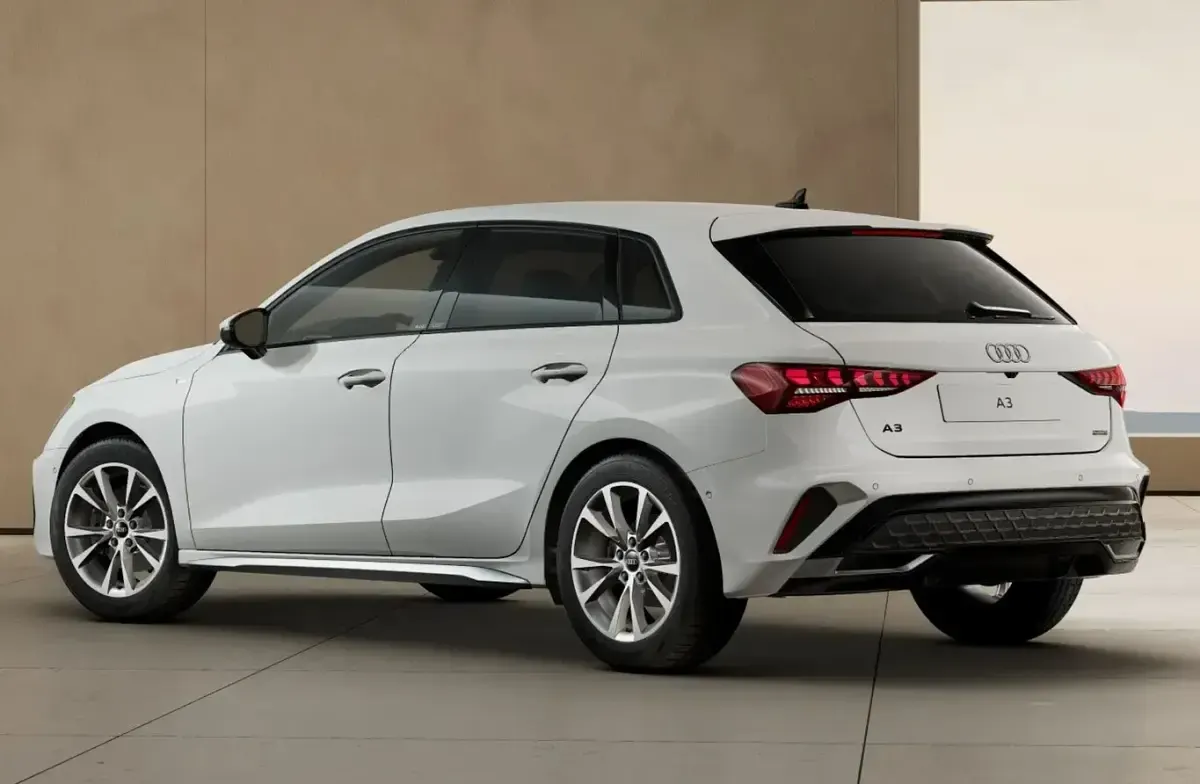 Nowe Audi A3 S-Line 204 KM (150 kW) 2026 Biały Sedan/Limuzyna