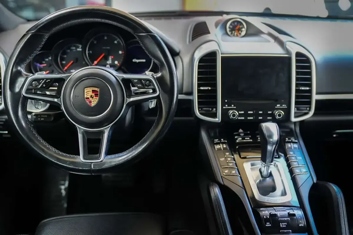 Gebraucht Porsche Cayenne 262 PS (192 kW) 2016 Schwarz SUV