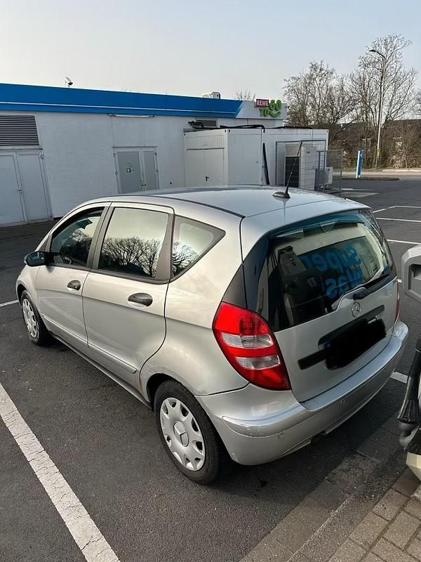 Gebraucht Mercedes A150 70 PS (51 kW) 2007 Silber Kleinwagen