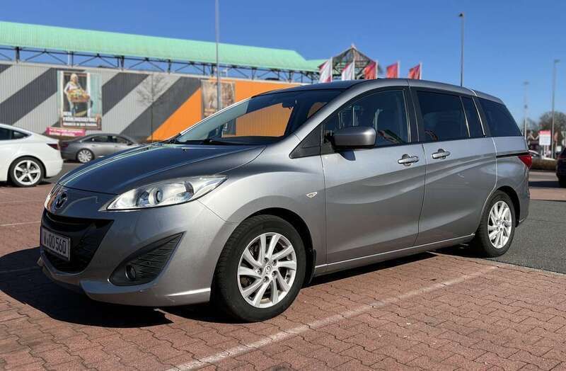 Silber Gebraucht 2011 Mazda 5 Center-Line Van / Kleinbus | 4.900 € (Fairer Preis) - Bild 1/4