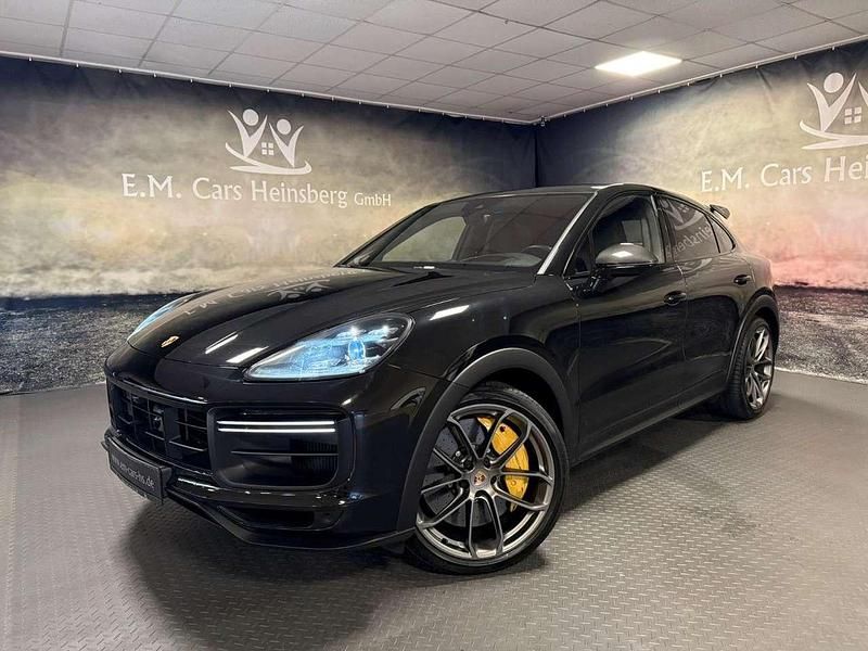 Gebraucht Porsche Cayenne Coupe Sport 640 PS (470 kW) 2022 Chromitschwarzmetallic Coupé
