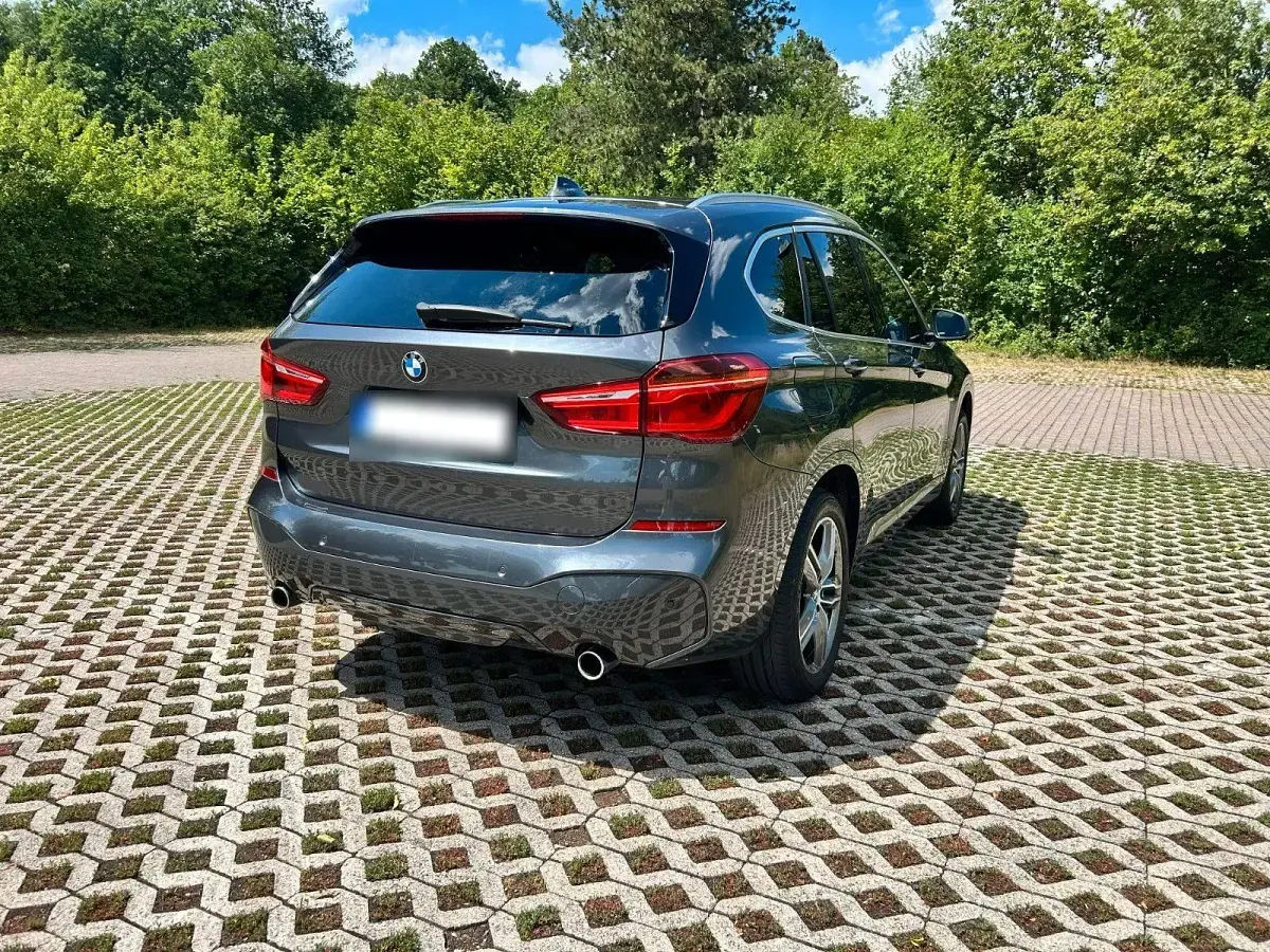 Gebraucht BMW X1 M Sport 190 PS (139 kW) 2015 Grau SUV