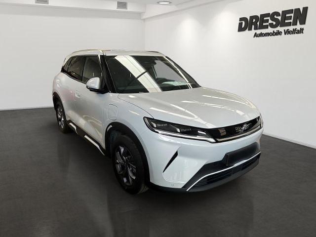 Neu BYD Atto 2 Comfort 150 kW (204 PS) 2026 Skiing white SUV