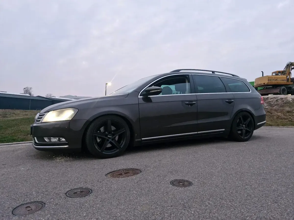 Gebraucht VW Passat 170 PS (125 kW) 2012 Kombi