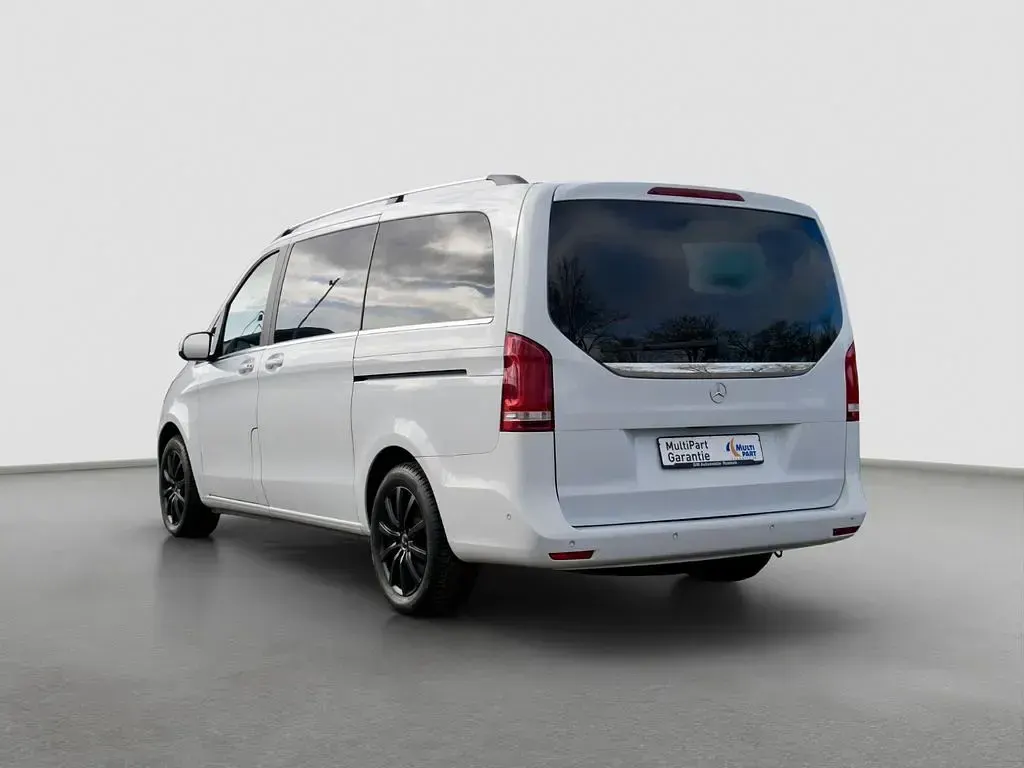 Gebraucht Mercedes V250 Avantgarde Edition 190 PS (139 kW) 2020 Weiß Van / Kleinbus